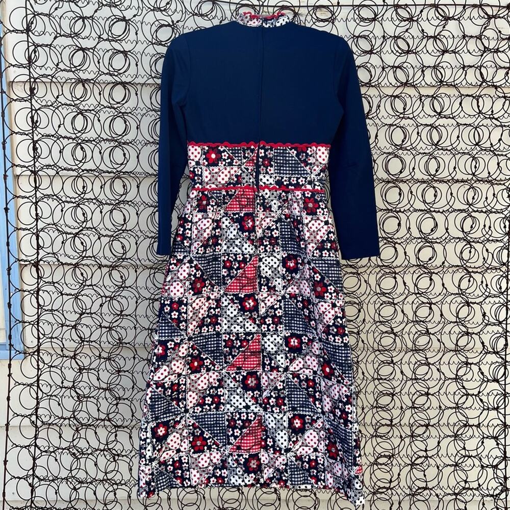 Vintage 60s Joseph Magnin red blue mod art deco quilted skirt fit flare dress